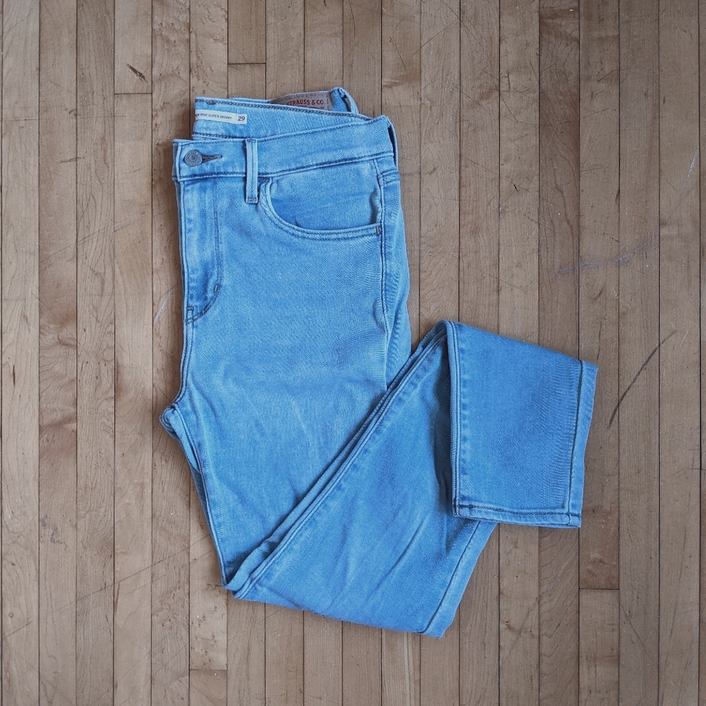 Levi's 720 High Rise Super Skinny